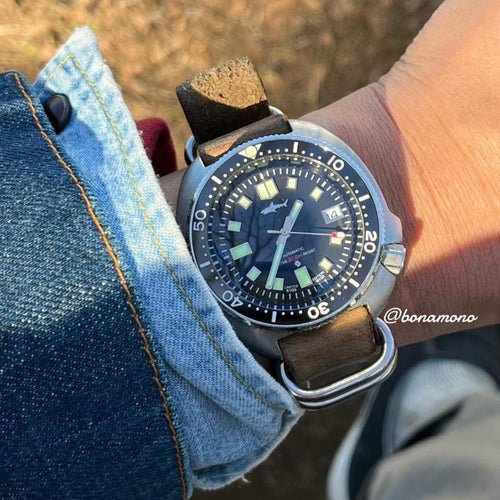 time+ 5-ring Distressed Leather Military Watch Strap Vintage Brown on SEIKO Diver 6105-8110 - time+