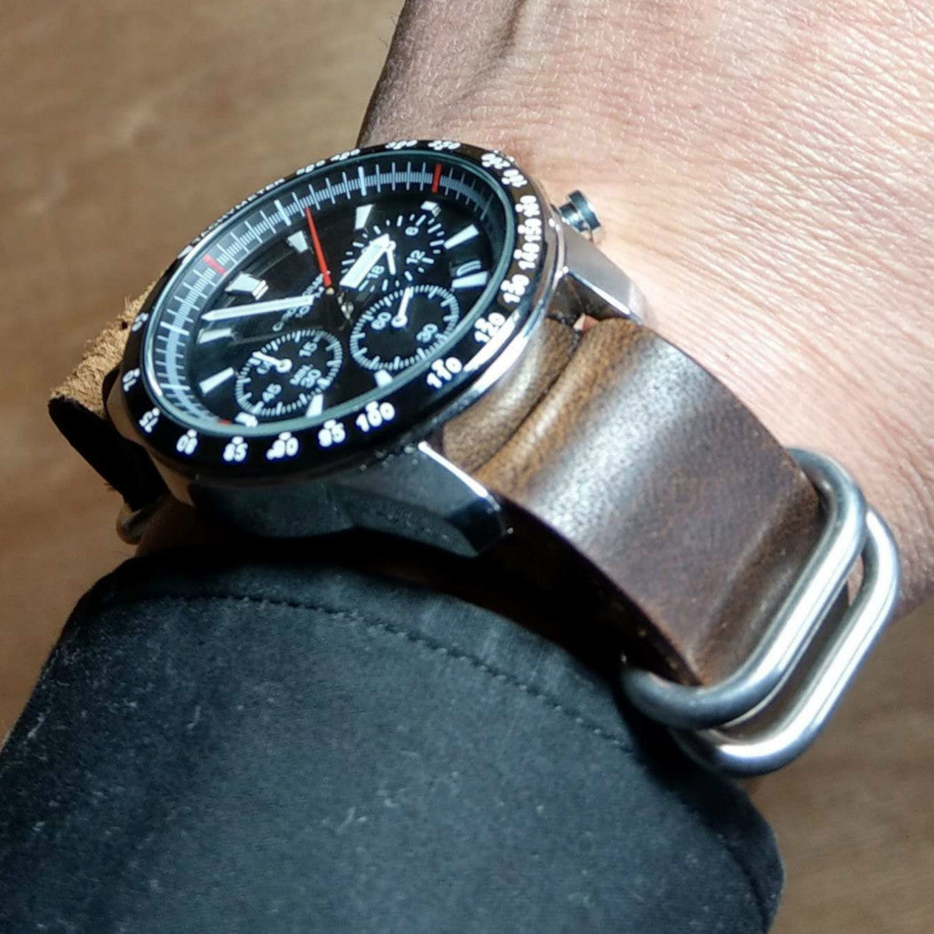time+ 5-ring Oil Leather Military Watch Strap Brown