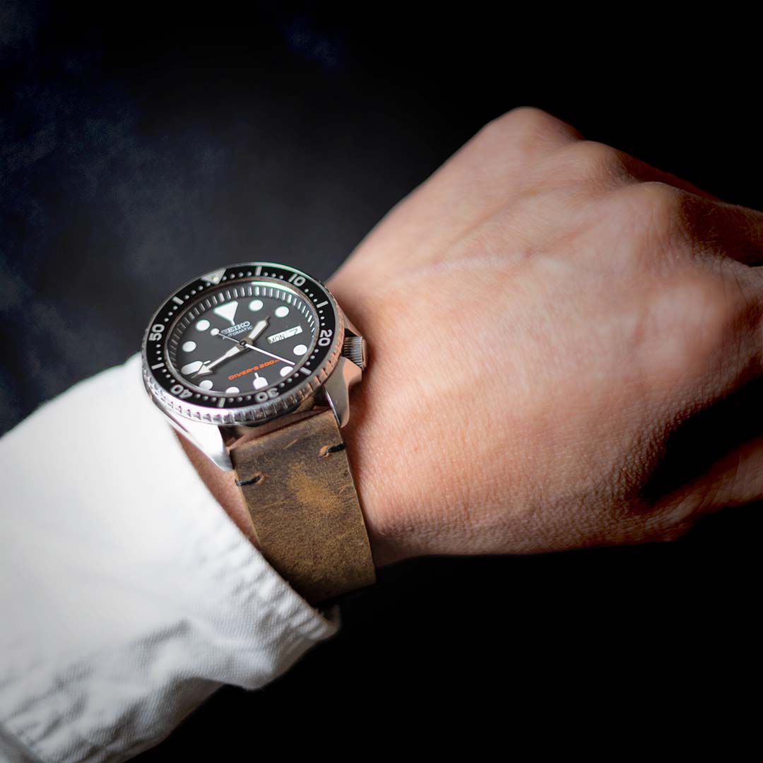 time+ 2 Piece Distressed Leather Watch Strap Vintage Brown - Matte Black