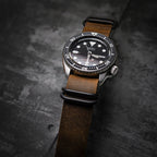 time+ 5 - ring Distressed Leather Military Watch Strap Vintage Brown - Matte Black