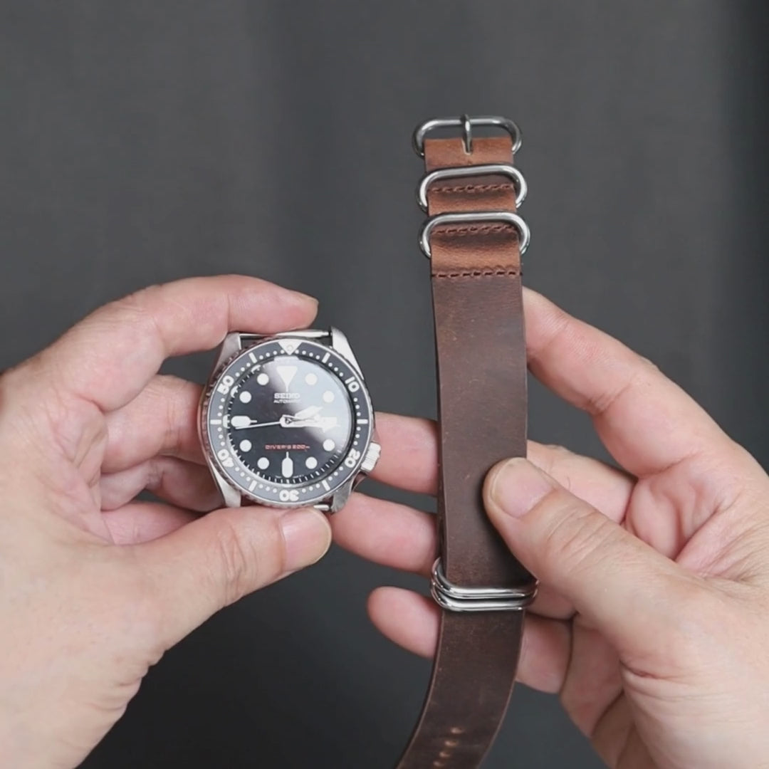time+ 5-ring Distressed Leather Military Watch Strap Vintage Brown