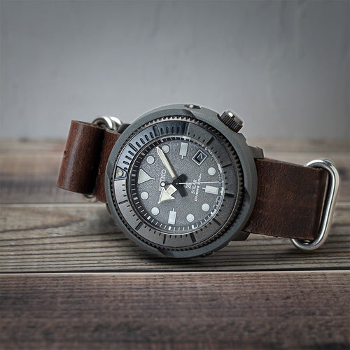 time+ 5 - ring Oil Leather Military Watch Strap Dark Brown